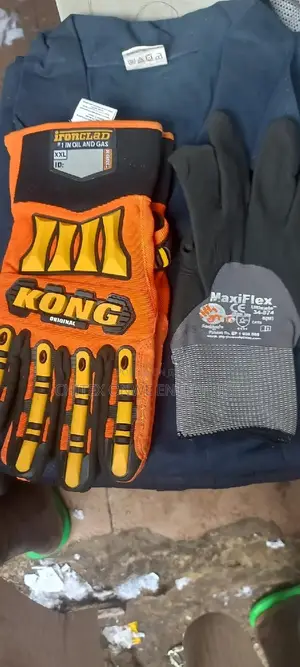 Hand Glove ... Kong & Maxiflex