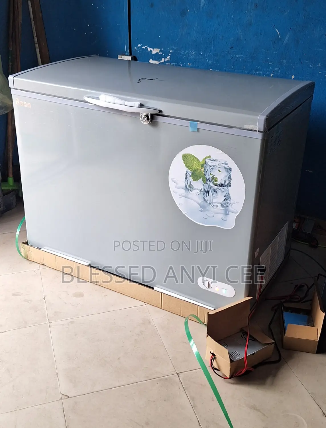 High Quality Bona Solar Chest Freezer Dc (Model Bd-004)