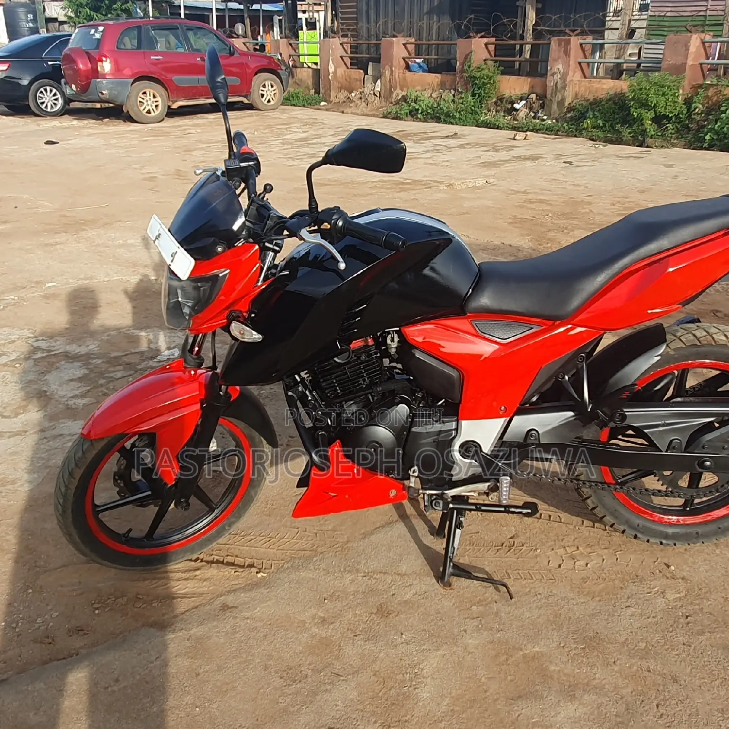 TVS Apache 180 RTR 2021 Red