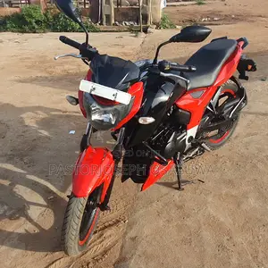 TVS Apache 180 RTR 2021 Red