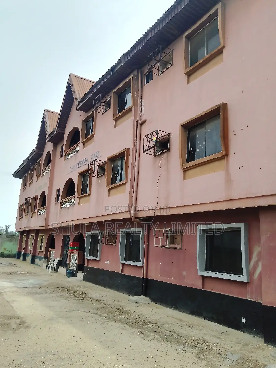 Furnished 20bdrm House in Agbara-Igbesan for sale