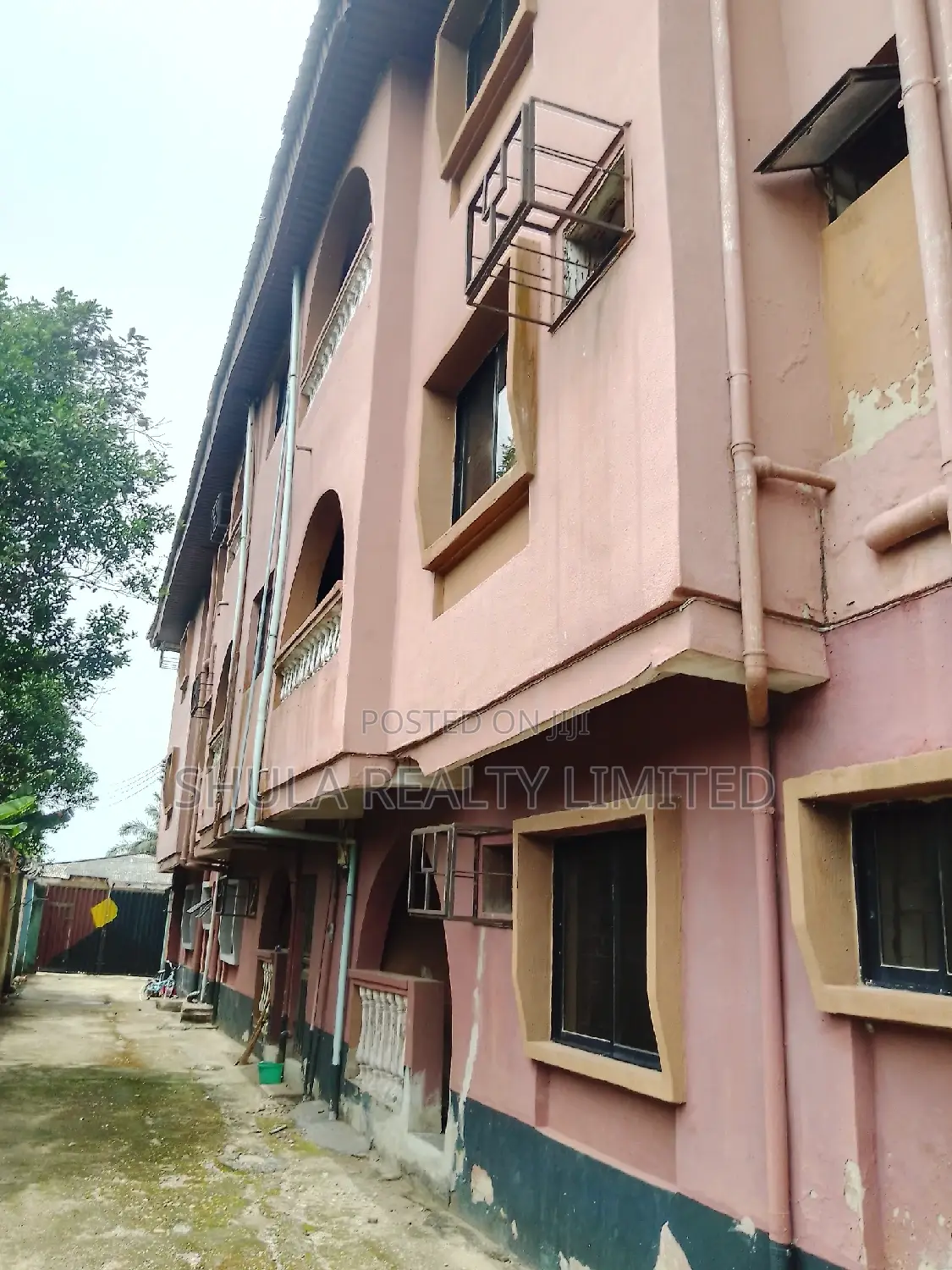 Furnished 20bdrm House in Agbara-Igbesan for sale