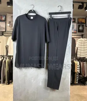 Luxury Zara Up and Down