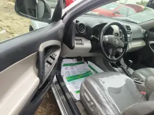 Toyota RAV4 3.5 Limited 2010 Silver