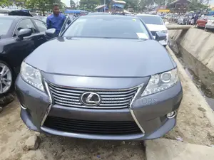 Lexus ES 350 FWD 2014 Gray