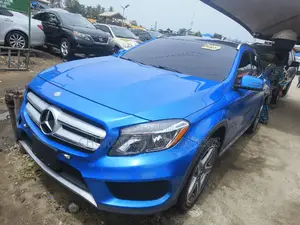 Mercedes-Benz GLA-Class 2016 Blue