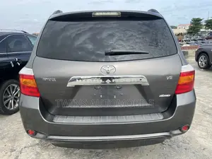 Toyota Highlander Limited 2009 Gray