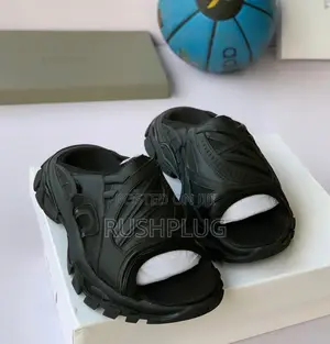 Balenciaga Lúxury Track Slide