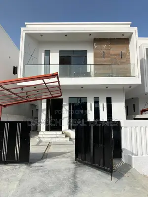 4bdrm Duplex in Lekki Phase 2 for sale