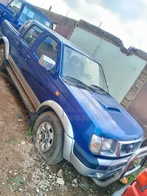 Nissan Navara 1999 Blue