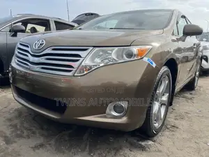 Toyota Venza V6 AWD 2011 Brown