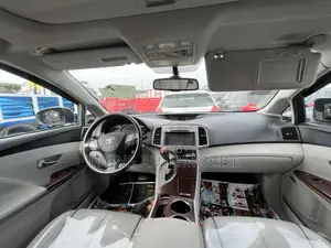 Toyota Venza V6 AWD 2011 Blue