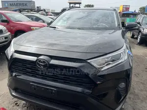 Toyota RAV4 XLE AWD 2020 Black