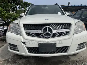 Mercedes-Benz GLK-Class 350 2010 White