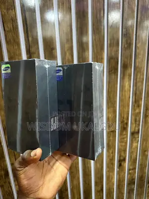 New Samsung Galaxy S10 Plus 128 GB Black