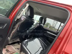 Toyota Hilux SR5+ 4x4 2018 Red