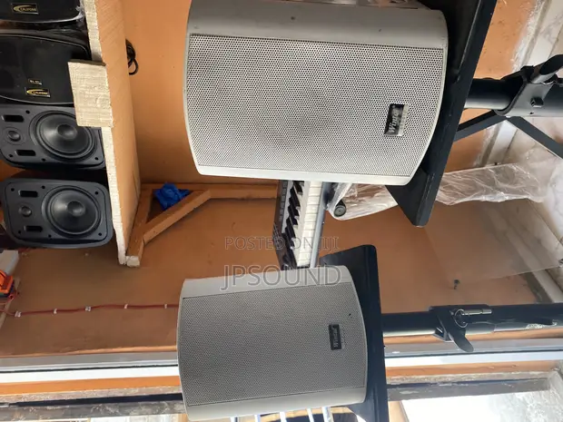 BOSE 305- MONITOR BOSE ボーズ 301 -AV MONITOR スピーカーペア