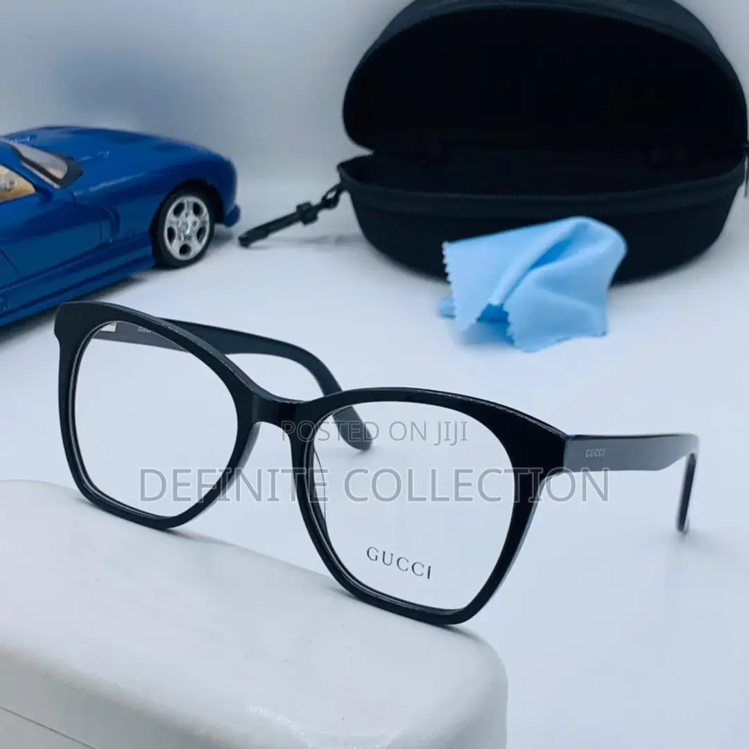 GUCCI Luxury Glass