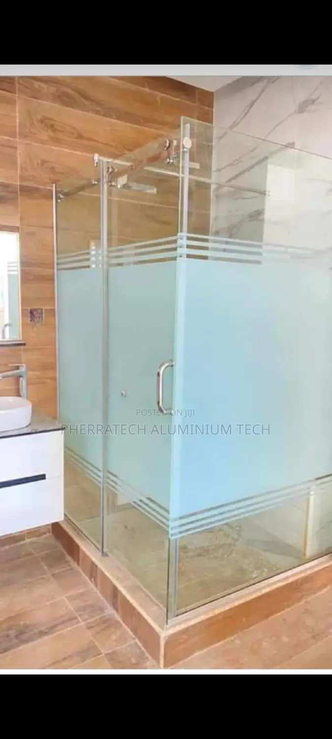 Framelessglass10mmtampered