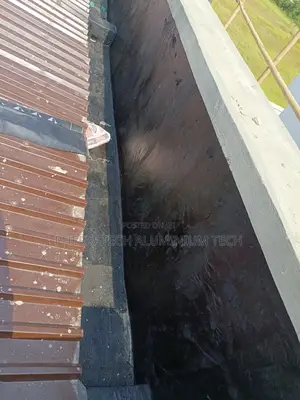 Felting Roof Gutter