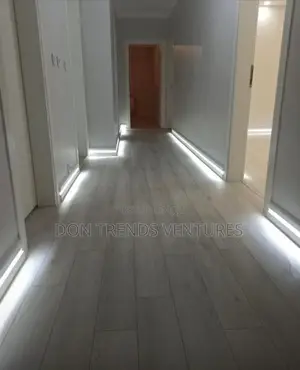 Lightning Floor Skirting