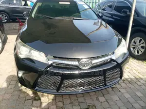 Toyota Camry SE 4dr Sedan (2.5L 4cyl 6A) 2017 Black