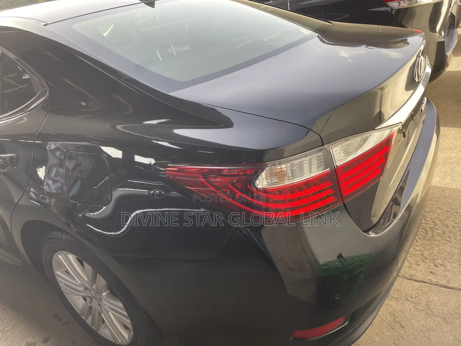 Lexus ES 2016 Black