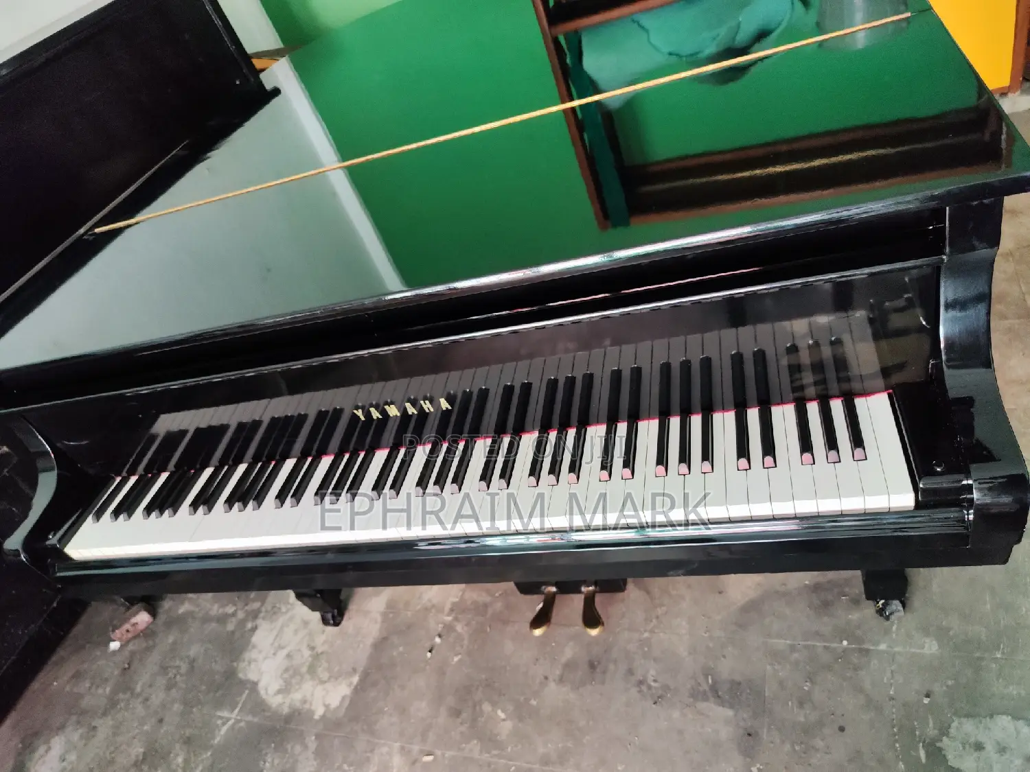 Yamaha G2 Grand Piano