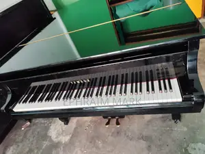 Yamaha G2 Grand Piano