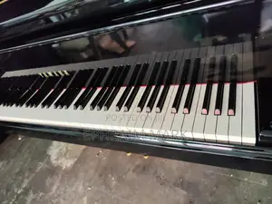 Yamaha G2 Grand Piano