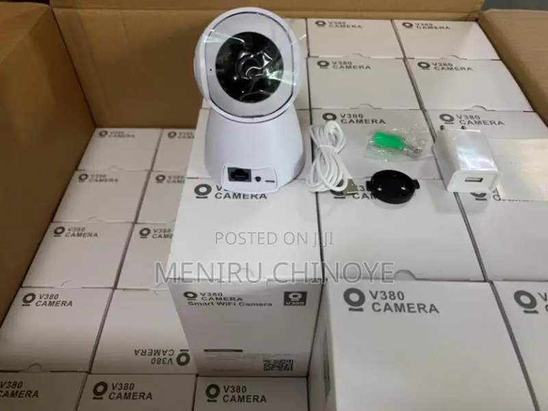 V380 Rotating Battery Wifi Camera