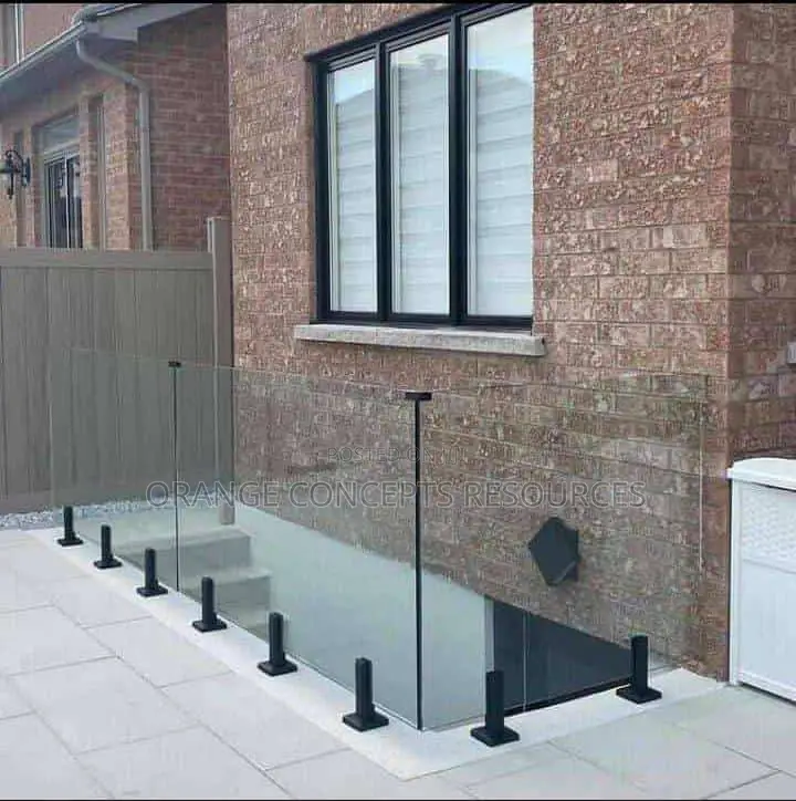 Frameless Glass Railing