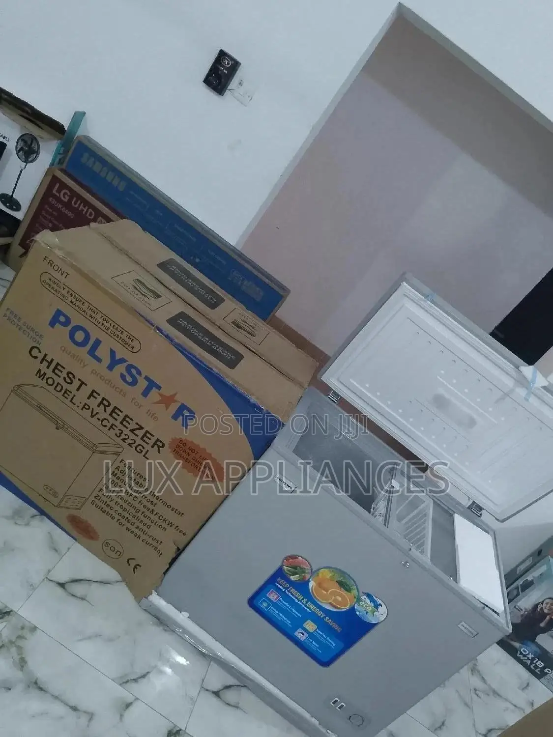 Effective and Convenient Chest Freezer Polystar PV-CF322GL