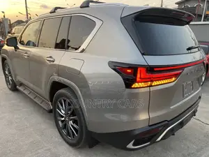 Lexus LX 2023 Gray