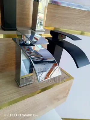 England Hot and Cold Pressure Basin Mixer Tap