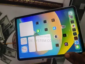 Apple iPad Pro 11 (2018) 64 GB Gray