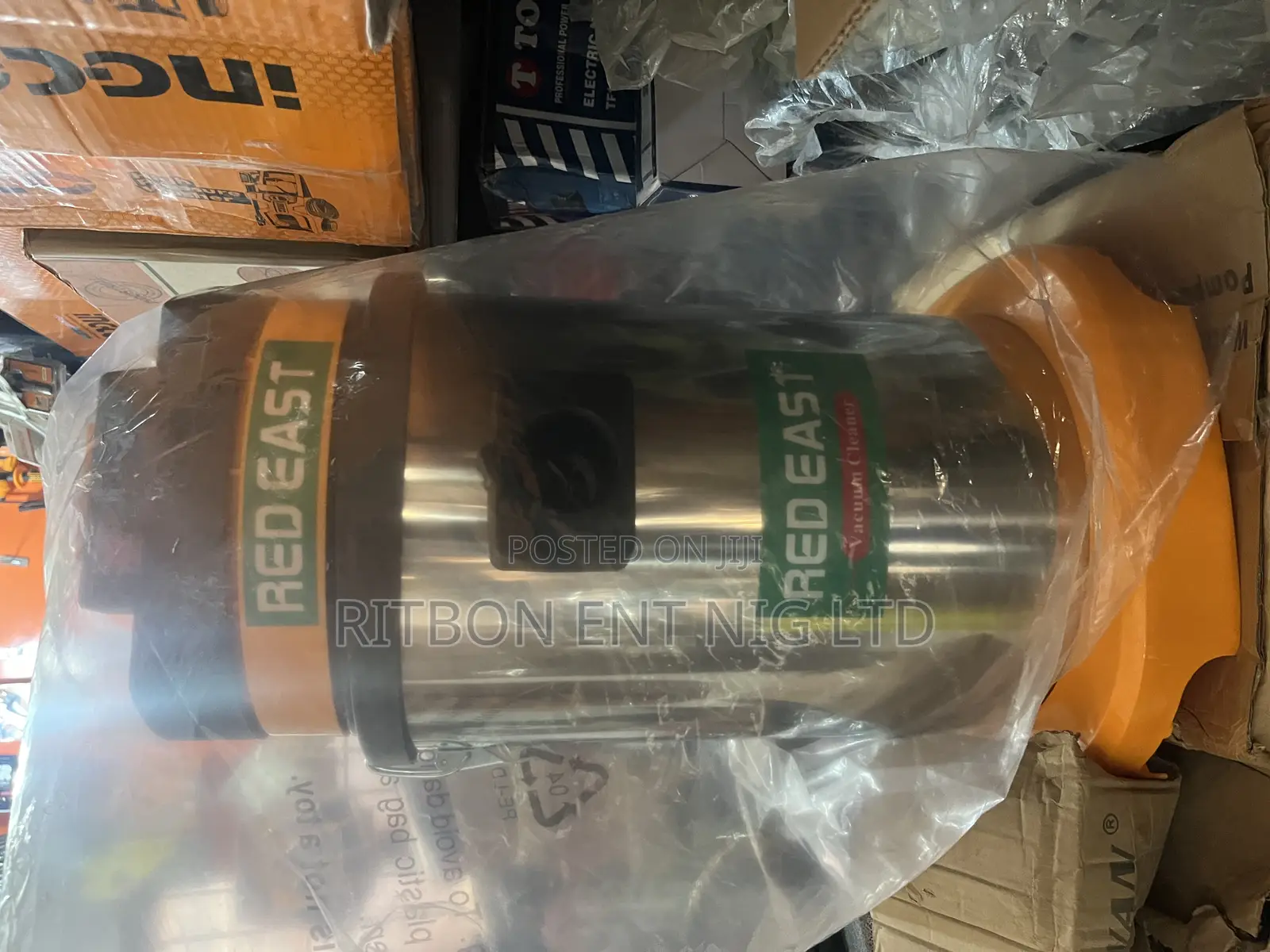 30 Liters Red East Vacuum Cleaner