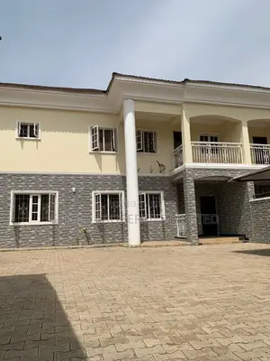 3bdrm House in Dawaki for rent