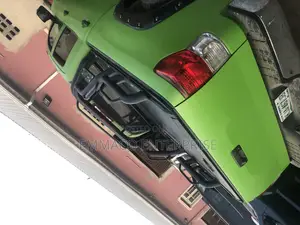 Off-Road Spoilers With Rolling Booth Cover