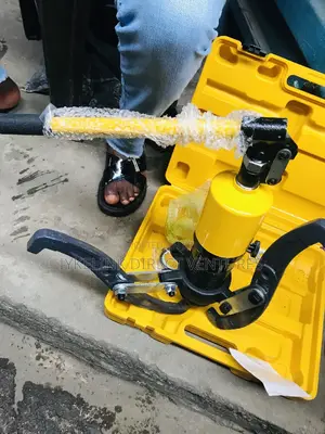 Hydraulic Puller