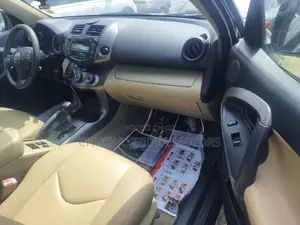 Toyota RAV4 2.5 Limited 2010 Black