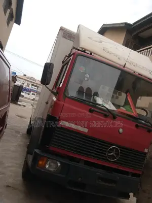 7.5 Tons Truck Available for Hire, Very Affordable