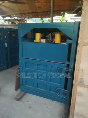 40 Tons Compressing Hydraulic Baling Machine