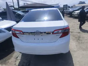 Toyota Camry 2013 White