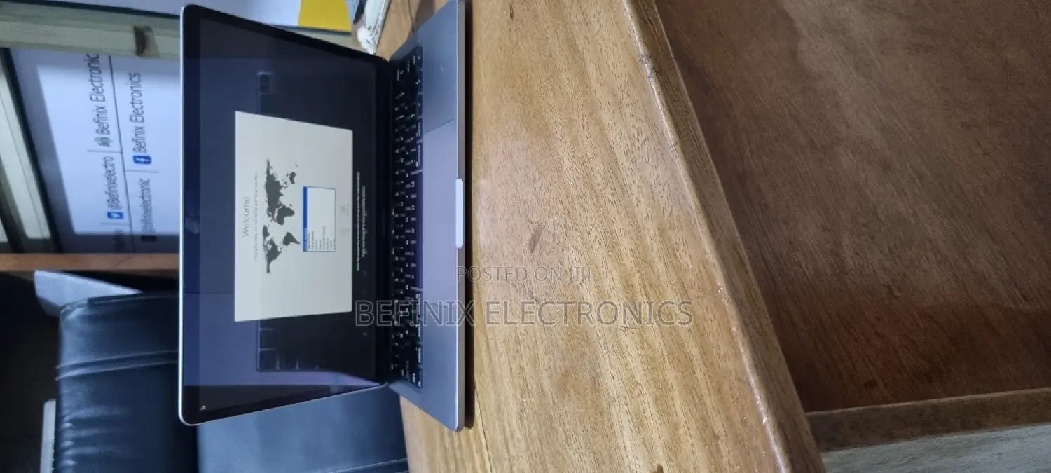 Laptop Apple MacBook Pro 2020 16GB Intel Core I7 SSD 1T