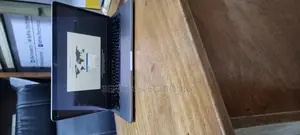 Laptop Apple MacBook Pro 2020 16GB Intel Core I7 SSD 1T