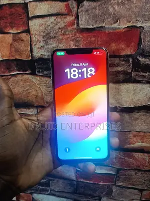Apple iPhone XS Max 64 GB White