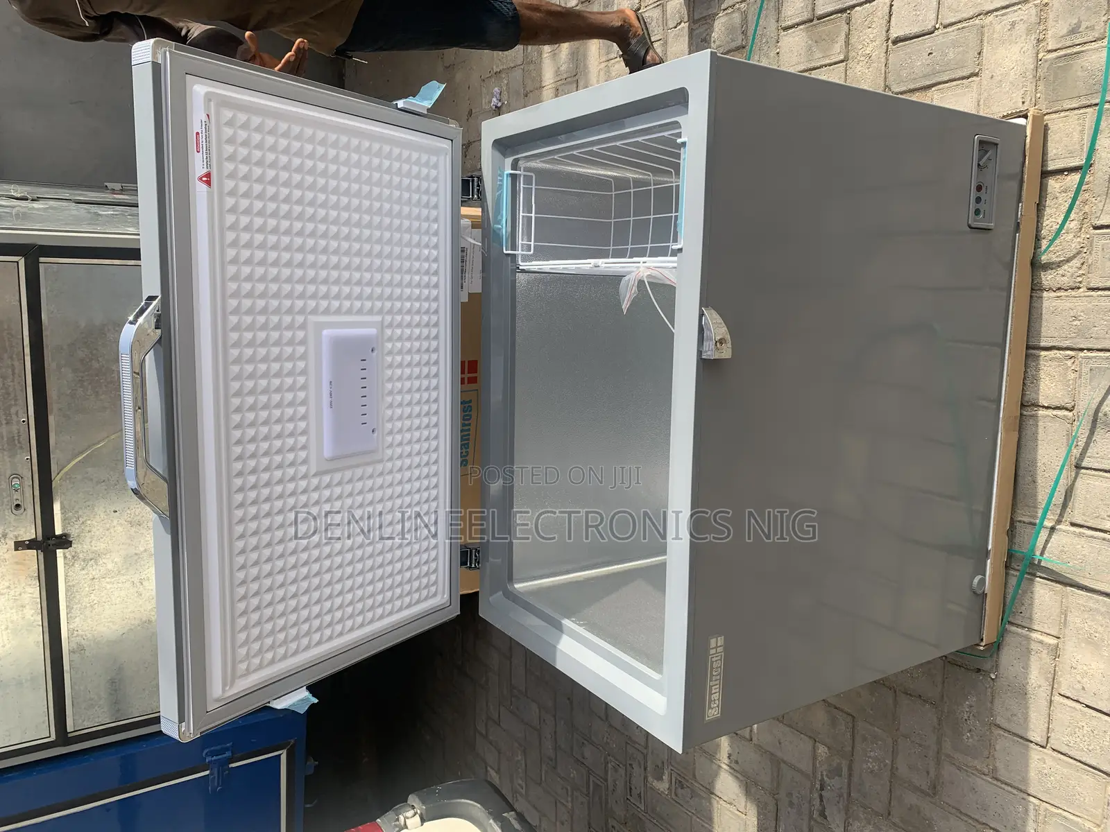 Scanfrost 250liters Energy Saving Chest Freezer