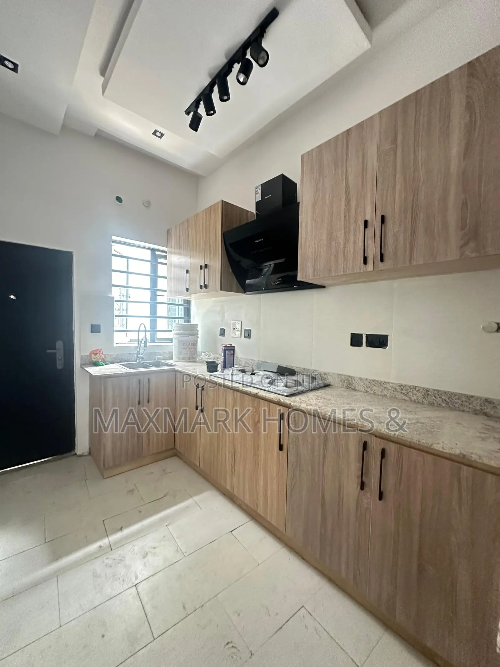 3bdrm Duplex in Ajah for sale