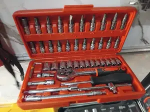Socket and Screw Driver Set